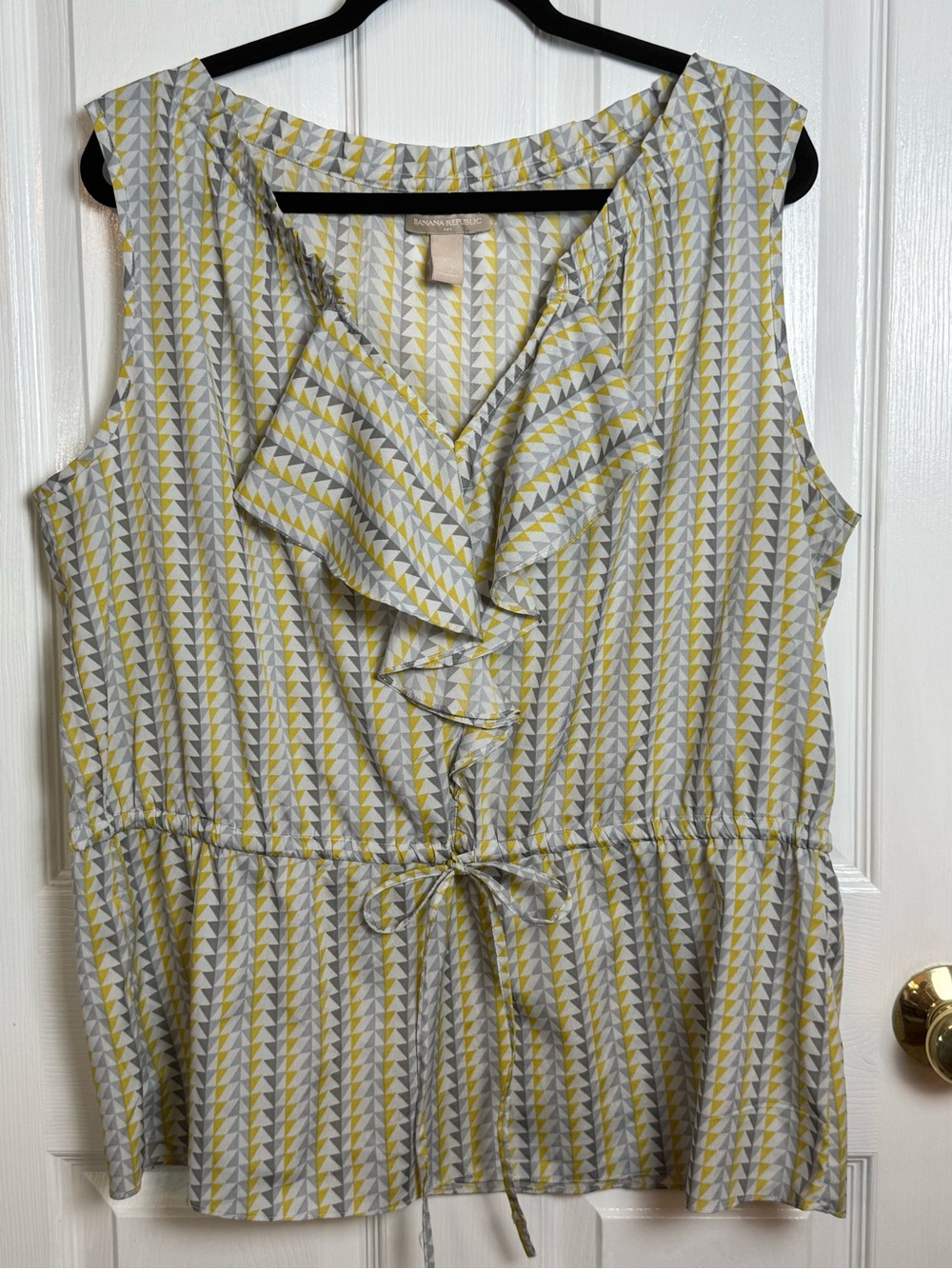 Banana Republic Sleeveless Ruffle Tie-Waist Top in Yellow & Gray